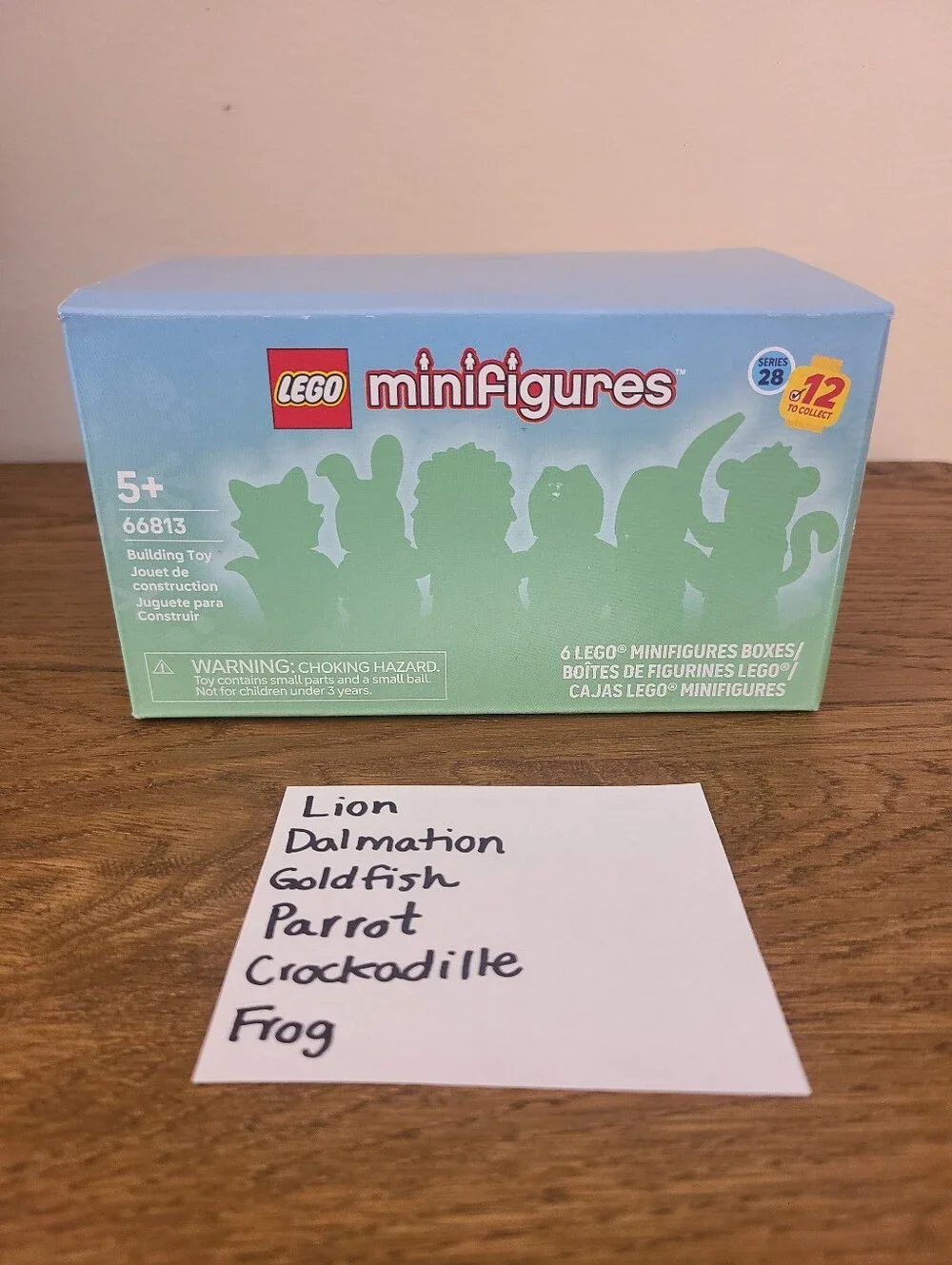 NEW SEALED LEGO CMF Series 28 Minifigures Box of 6 (Lion, Frog, Parrot & more!)
